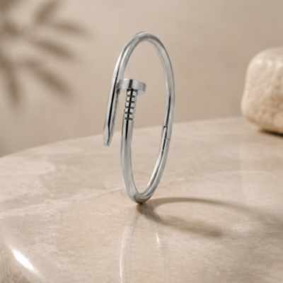 Nail bangle